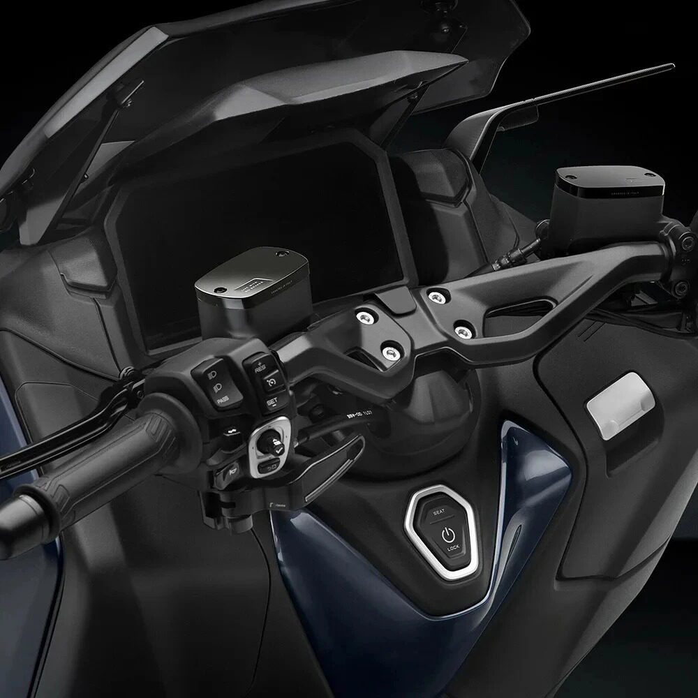 适用 TMAX560 tmax 22-24年 摩托车改装增高压码把手把加高码升高