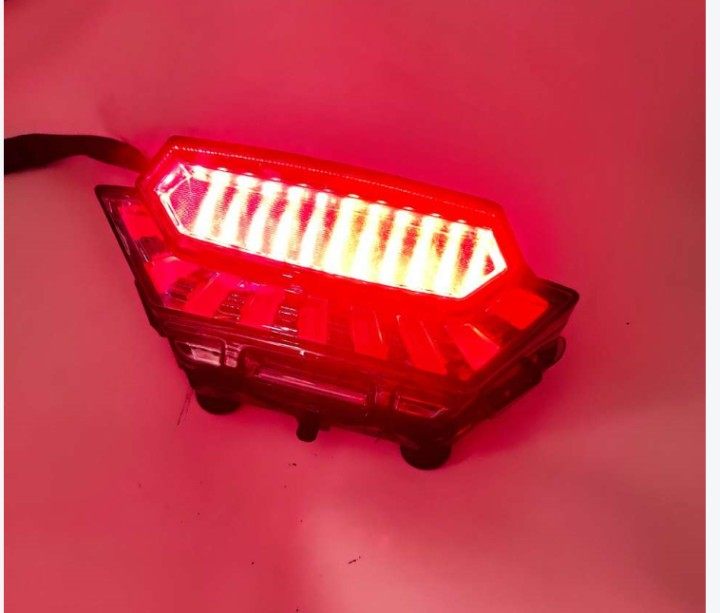 适用于改装后后尾灯大灯牌照架