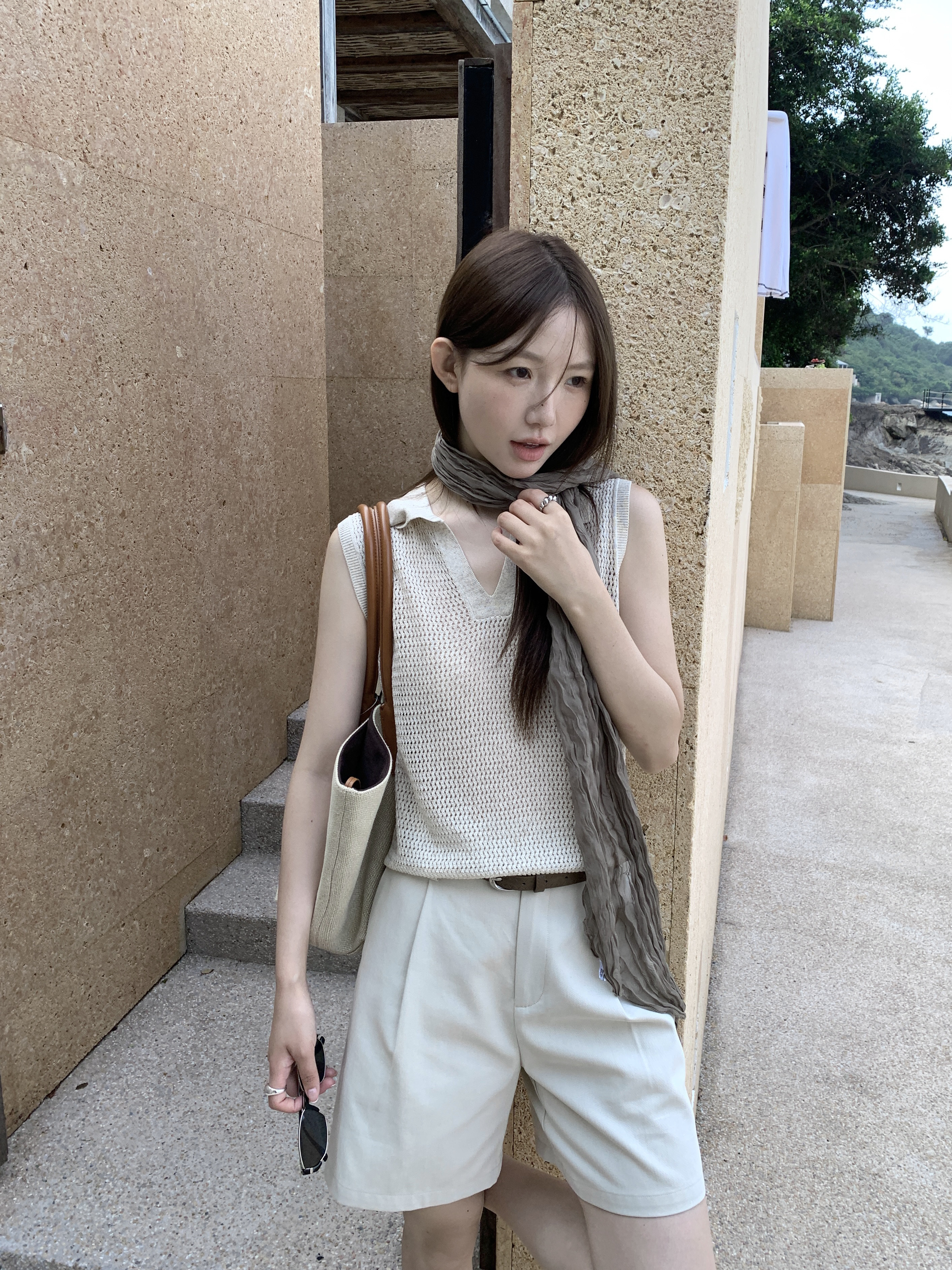 韩系温柔风亚麻polo领针织背心女夏季薄款通勤镂空无袖上衣M8176