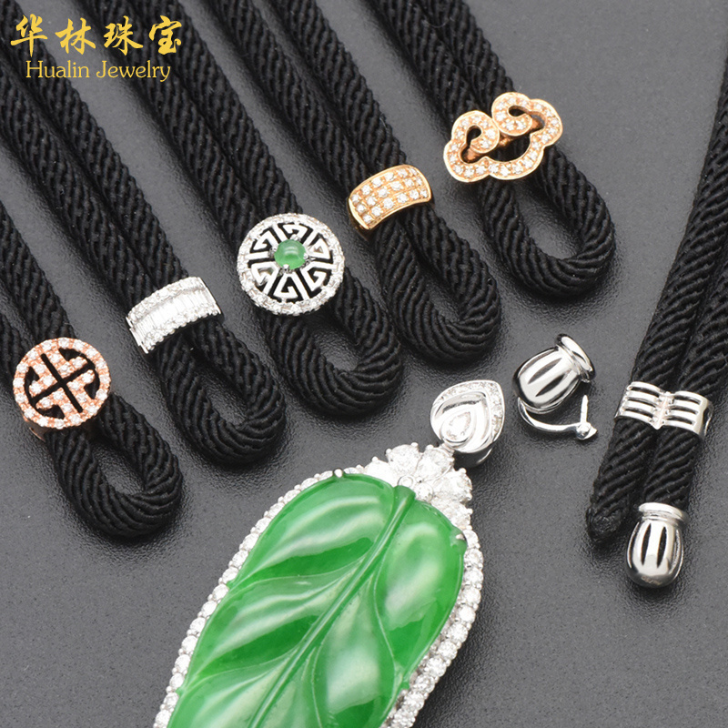 18K金高货绳翡翠吊坠挂绳