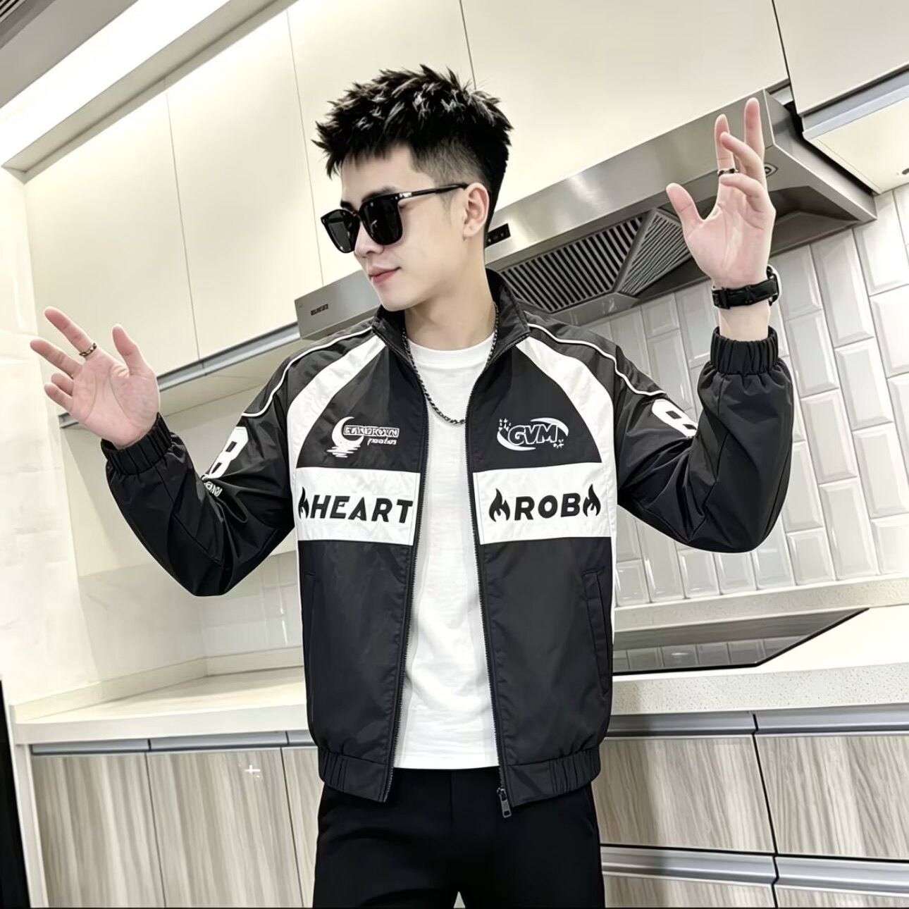 新款气质个性春秋款休闲风男生外套百搭显瘦修身时尚潮流帅气爆款