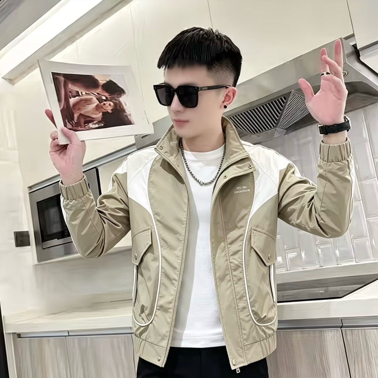新款修身显瘦气质个性春秋款休闲风男士外套立领夹克百搭时尚潮流