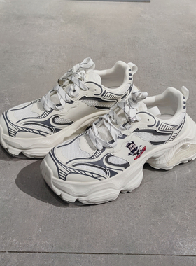 素拼男装新款休闲鞋男潮耐磨透气运动情侣款小白鞋SPCSS411091AM