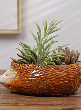 可爱小动物欧式手绘刺猬造型