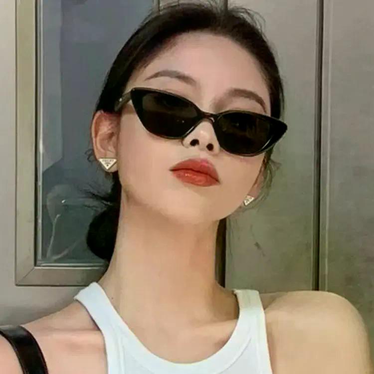 小框墨镜女款防晒防紫外线猫眼太阳镜夜店气氛炫酷太阳眼镜框