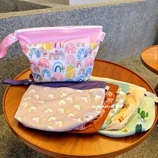 可爱多功能收纳袋旅行内衣袜子衣物整理袋双层宝宝尿不湿收纳包