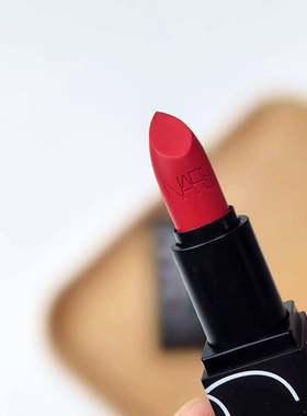 特价清仓~Nars/娜斯唇膏口号哑光特工红1.6g中样显白复古女明星色