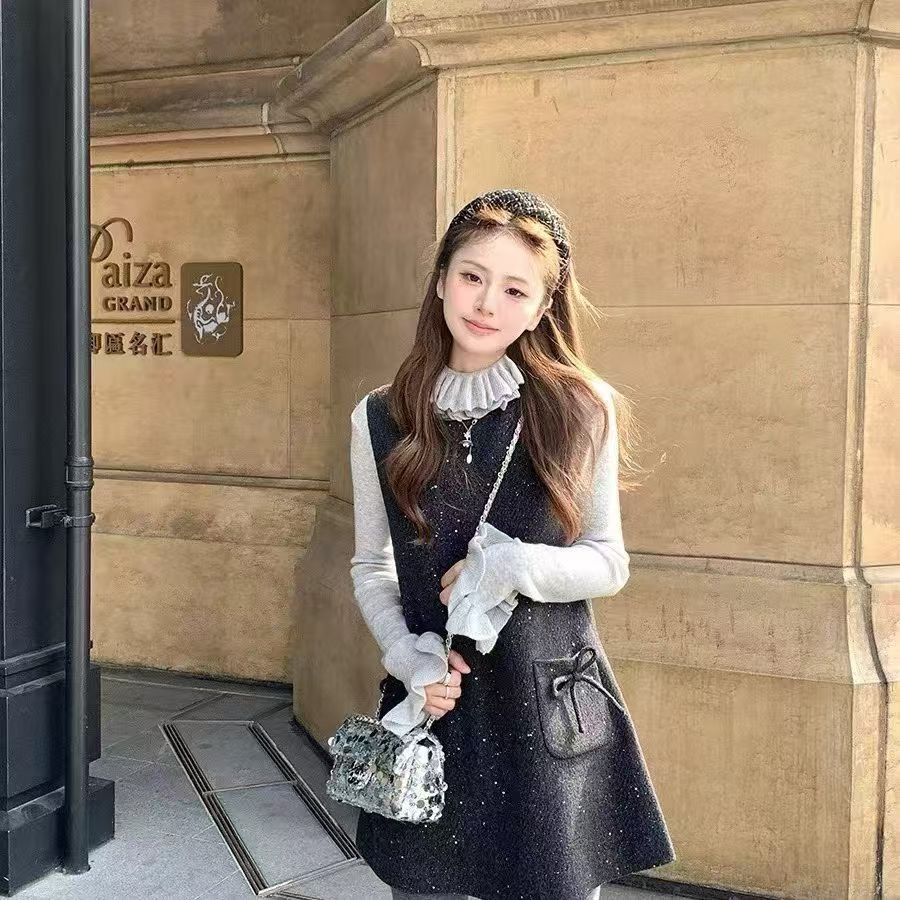 千金乖乖女亮片蝴蝶结毛呢背心连衣裙+百搭花边针织打底衫套装女