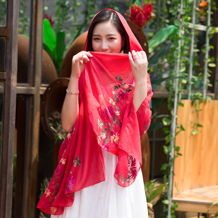 新棉麻刺绣绣花围巾批发菊花民族风围巾披肩两用丝巾女夏防晒秋冬,服饰配件/皮带/帽子/围巾,围巾/丝巾/披肩,淘宝优惠券,粉丝福利购,淘宝优惠卷