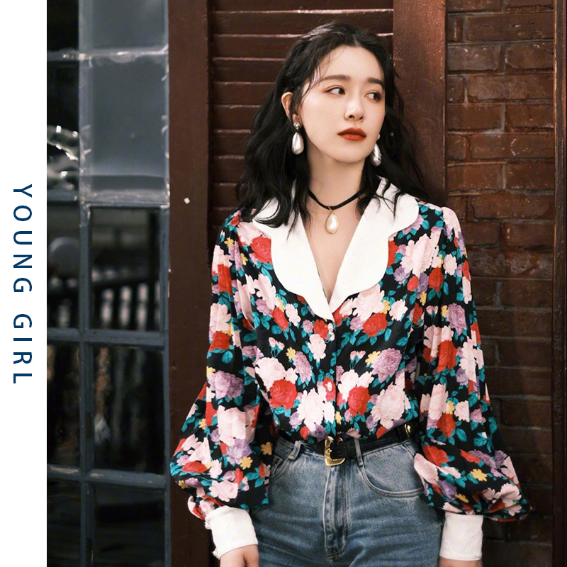 阚清子明星同款碎花灯笼袖衬衫女设计感小众法式复古港风上衣春秋