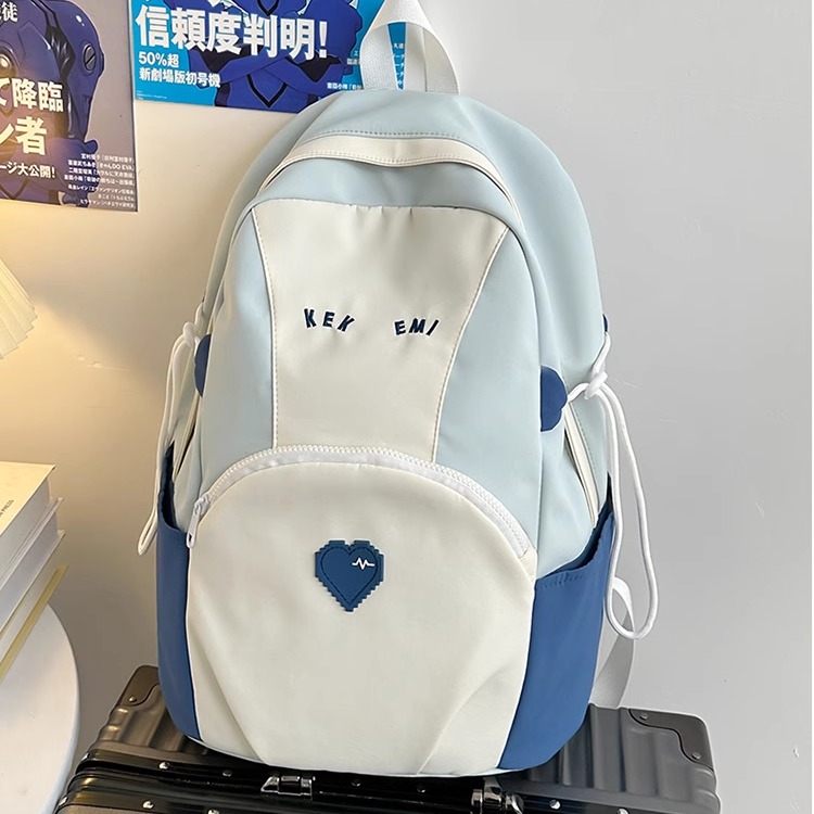 双肩包女旅游轻便高颜值大容量书包女生2025新款时尚百搭旅行背包