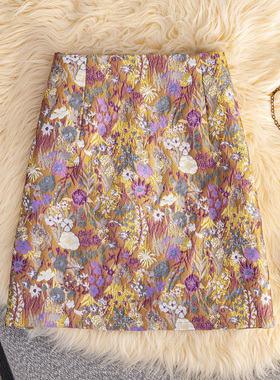 复古重工紫色花朵提花a字半身裙女秋2025新款小众设计感包臀短裙