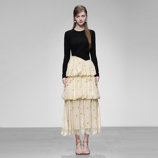 2026春季新款时尚气质长裙收腰显瘦设计感天丝印花蛋糕裙连衣裙女