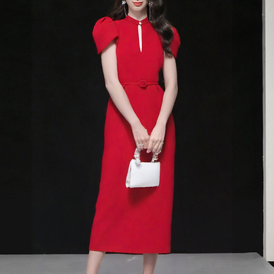 2025年夏季新款法式赫本风名媛泡泡袖收腰显瘦中长款气质连衣裙