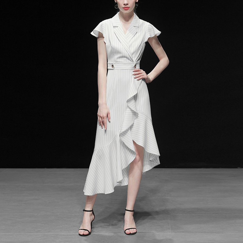 复古名媛短袖西装荷叶摆显瘦条纹中长连衣裙2026夏装新款女装Q7