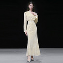 V领链条长袖 气质优雅法式 包臀鱼尾丝绒连衣裙 新款 2025年冬季