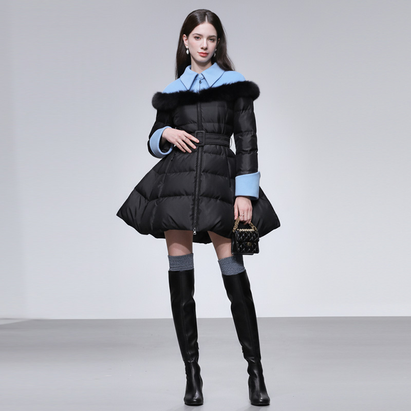 2025冬新款轻奢撞色毛呢拼接狐狸毛条长袖收腰A字大摆羽绒服外套