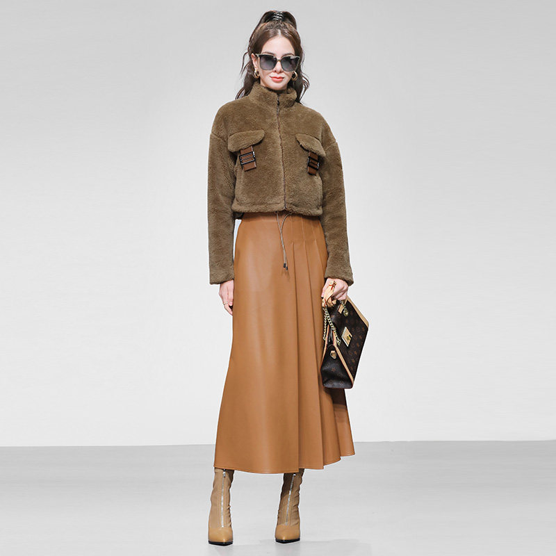 20253冬季高级感宽松短夹克皮草外套+高品质哑光PU皮半裙套装