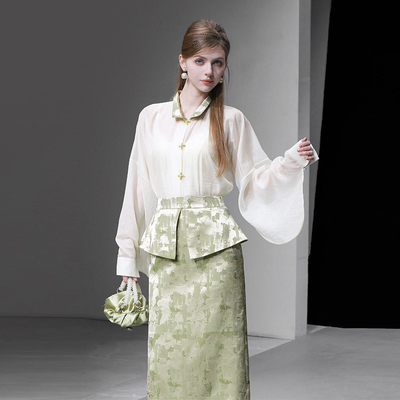 2026春季新款翻领长袖光泽感天丝上衣+高腰直筒开衩提花半裙套装