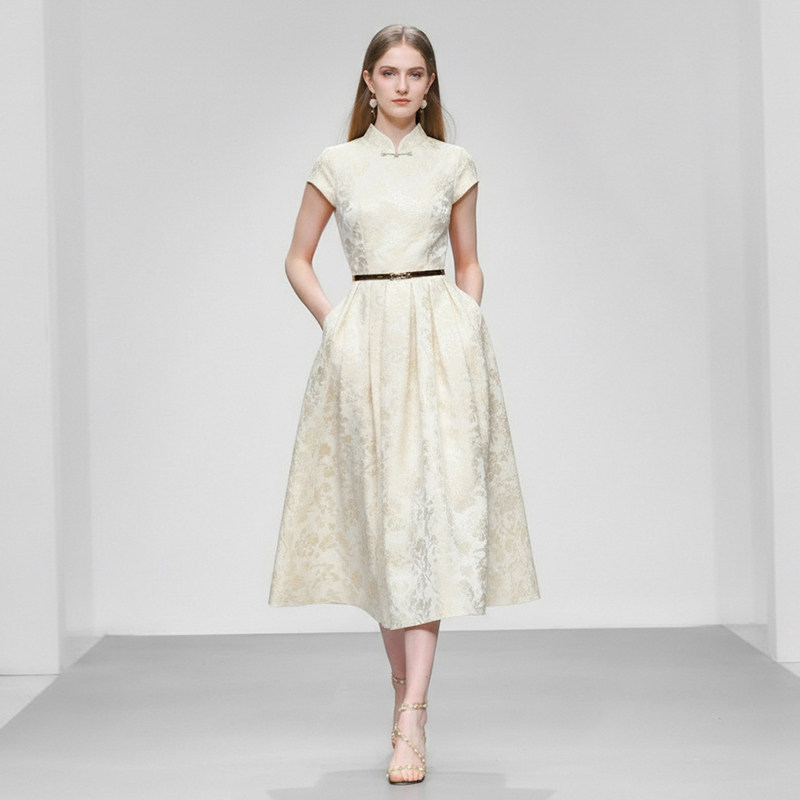 2026夏季新款气质复古新中式立领裙子收腰大摆提花连衣裙女装