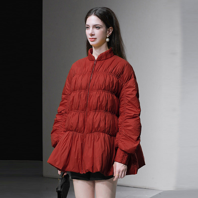 2025冬季新款时尚休闲灯笼袖宽松A摆年衣红色羽绒服加厚外套女