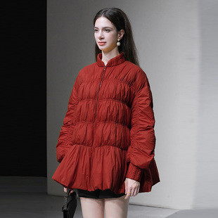 2025冬季新款时尚休闲灯笼袖宽松A摆年衣红色羽绒服加厚外套女