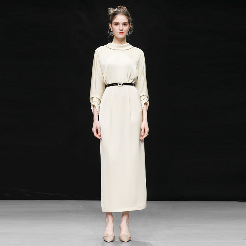 2025春季新款时尚气质半高领造型袖收腰直筒后中开衩仿醋酸连衣裙