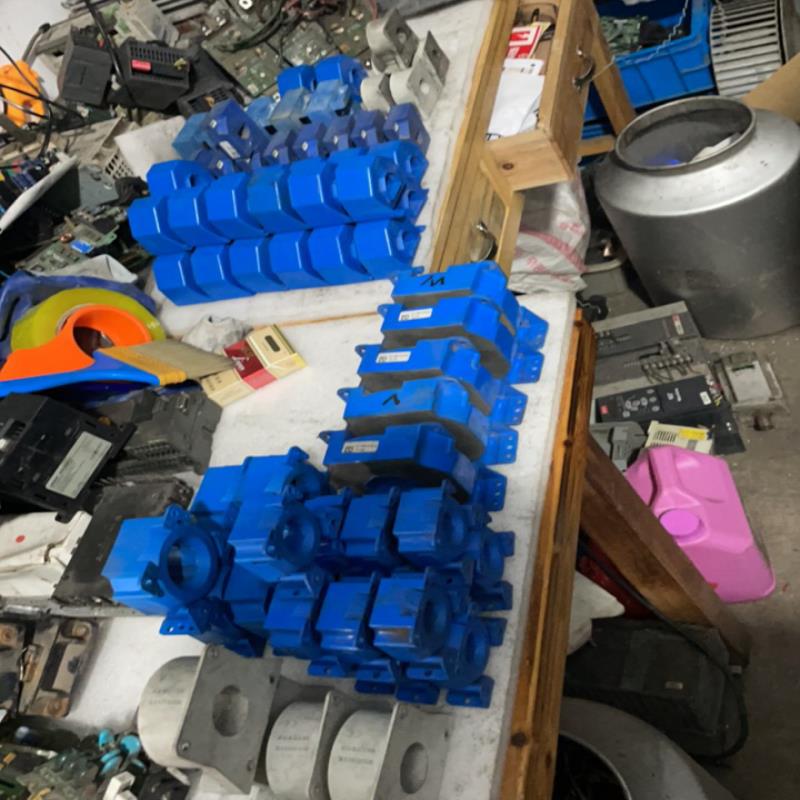 【议价】莱姆ABB电流互感器lf1005-ssp11有4个