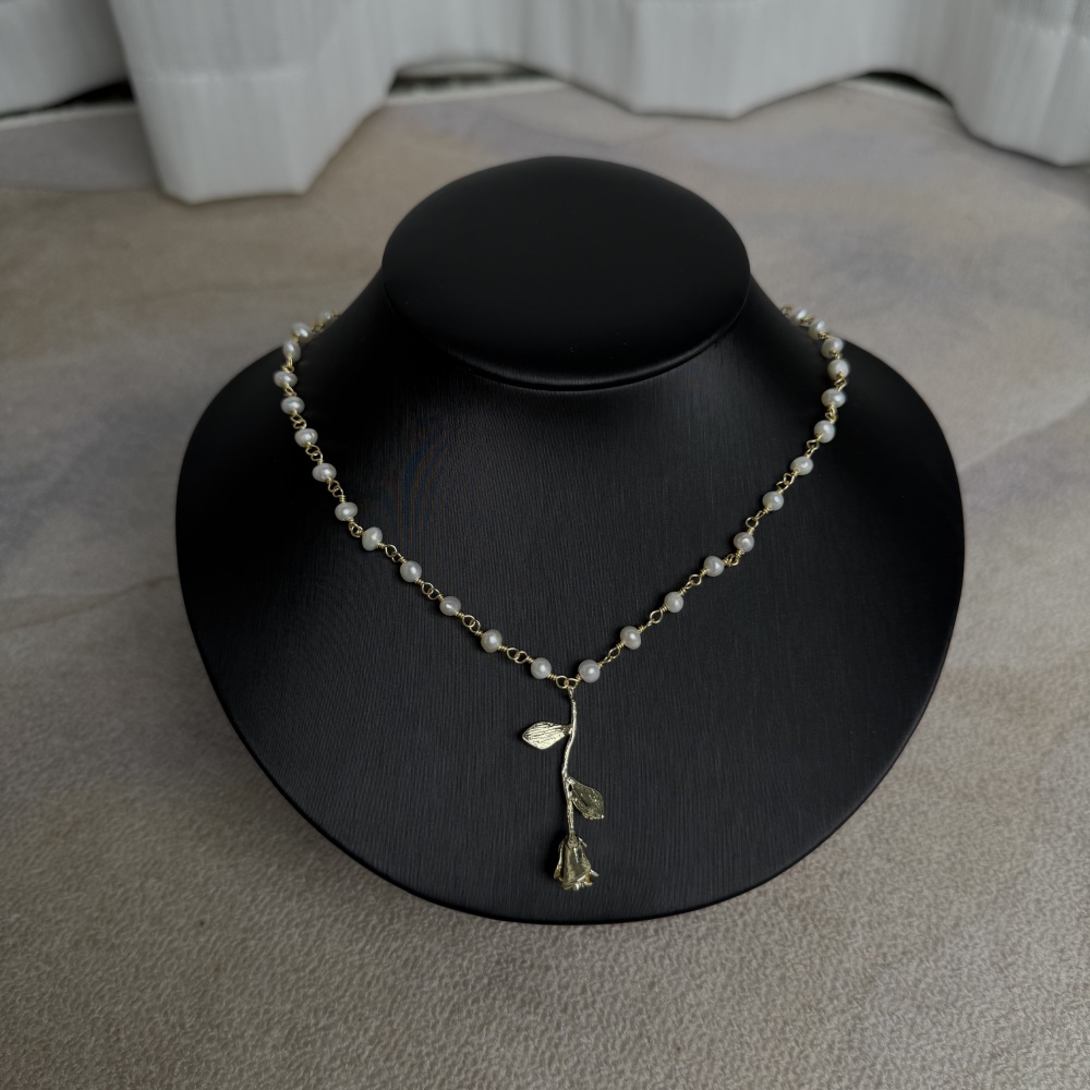 【处理捡漏】天然淡水珍珠镀金玫瑰花吊坠小众古典轻奢项链毛衣链