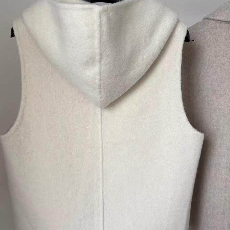 羊毛马甲短款2025秋冬新款时尚宽松百搭韩版气质无袖外套女米白色,女装/女士精品,马夹,淘宝优惠券,粉丝福利购,淘宝优惠卷