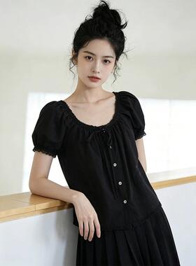 VI六合一法式泡泡袖宽松蕾丝拼接方领短袖小衫女夏季修身黑色上衣