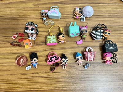 清不退换 惊喜玩具小妹妹娃娃 品相佳