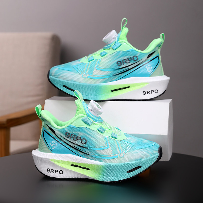 儿童专业跑步鞋男孩鞋子超轻减震中大童运动鞋小学生网面透气碳板