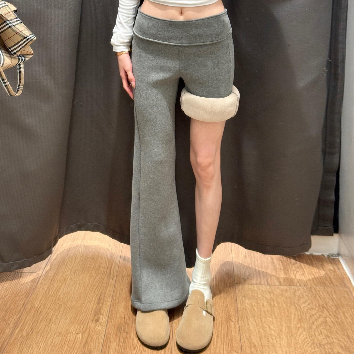 美式运动马蹄卫裤女秋冬季高腰显瘦垂感微喇裤休闲加绒糯米瑜伽裤