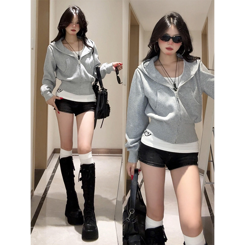 浅灰色短款连帽运动卫衣女冬季长袖拉链开衫修身上衣收腰显瘦外套