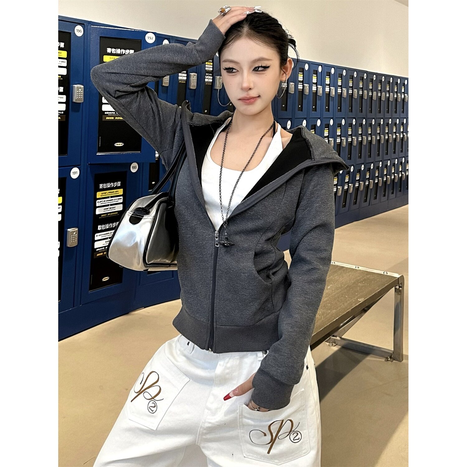 深灰色正肩连帽外套女春秋季新款