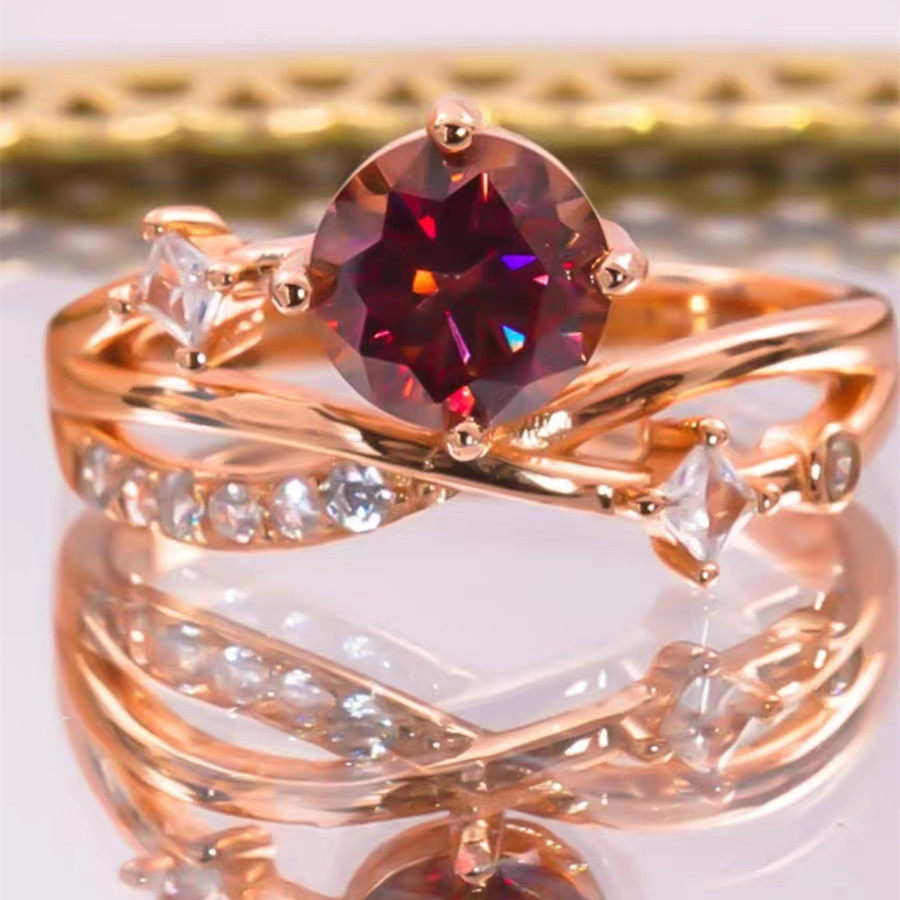 18K玫瑰金D色莫桑石镂空藤蔓红宝石戒指AU750金简约指环纯银温柔