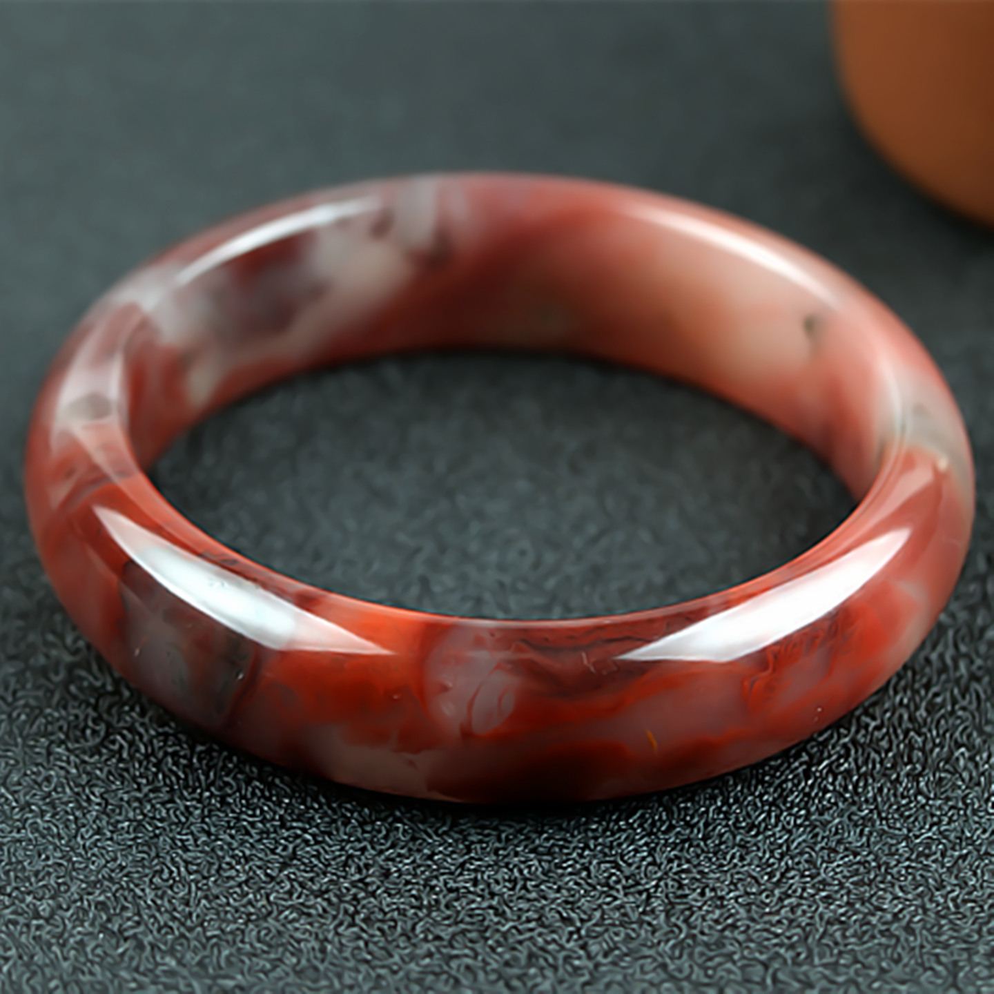 收藏级 桂林鸡血玉手镯冰种大红袍贵妃料57圈口正品天然玉石镯子