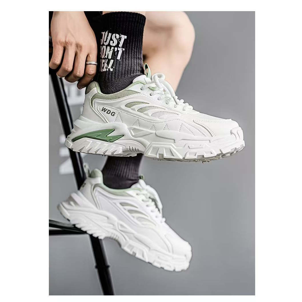 透气网面厚底运动鞋休闲青少年跑步篮球白色老爹潮鞋