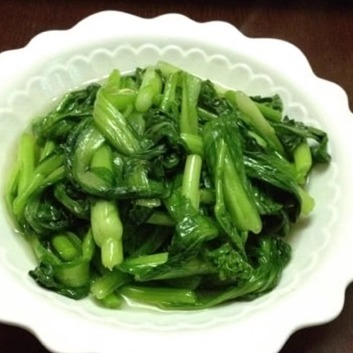 露天种植新鲜白菜苔现摘现发