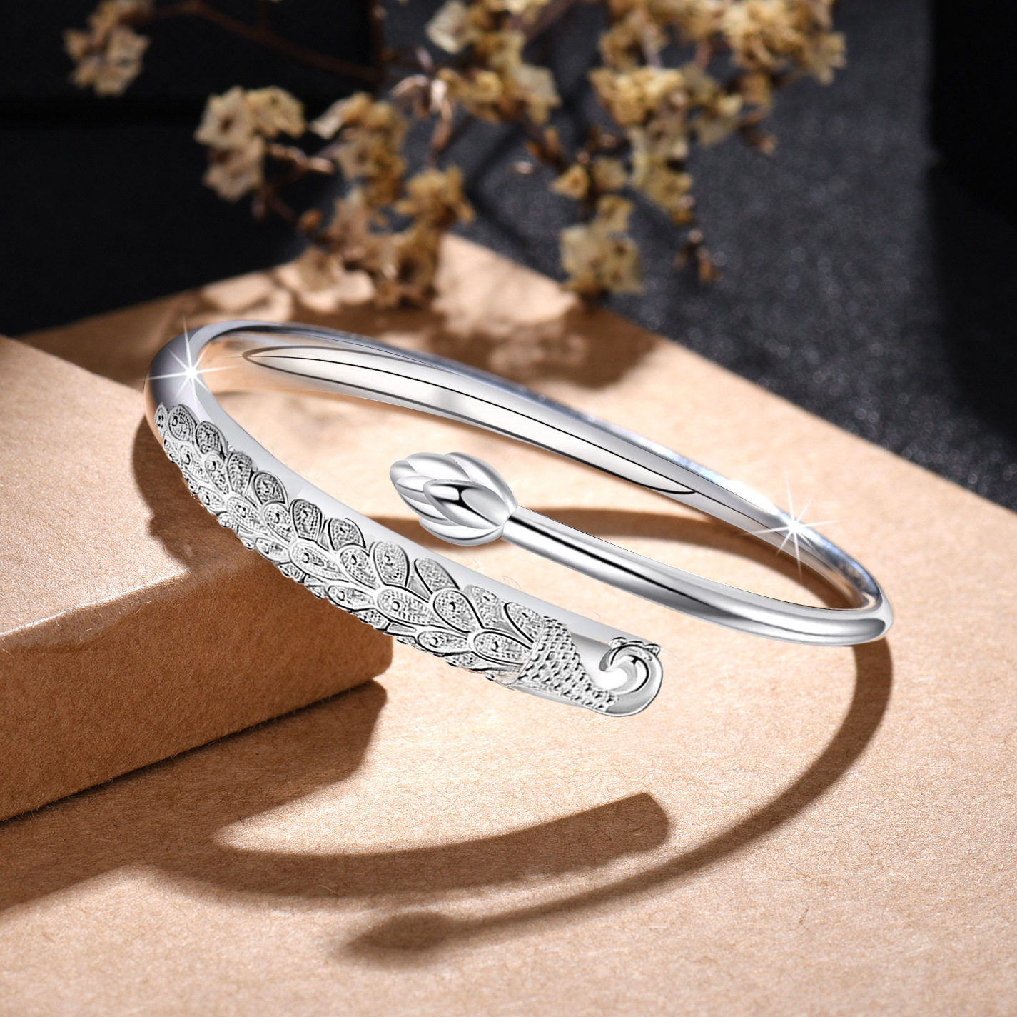 999纯银手镯新款古风开口孔雀银镯子女款轻奢足银实心七夕节礼物,饰品/流行首饰/时尚饰品新,手镯,淘宝优惠券,粉丝福利购,淘宝优惠卷