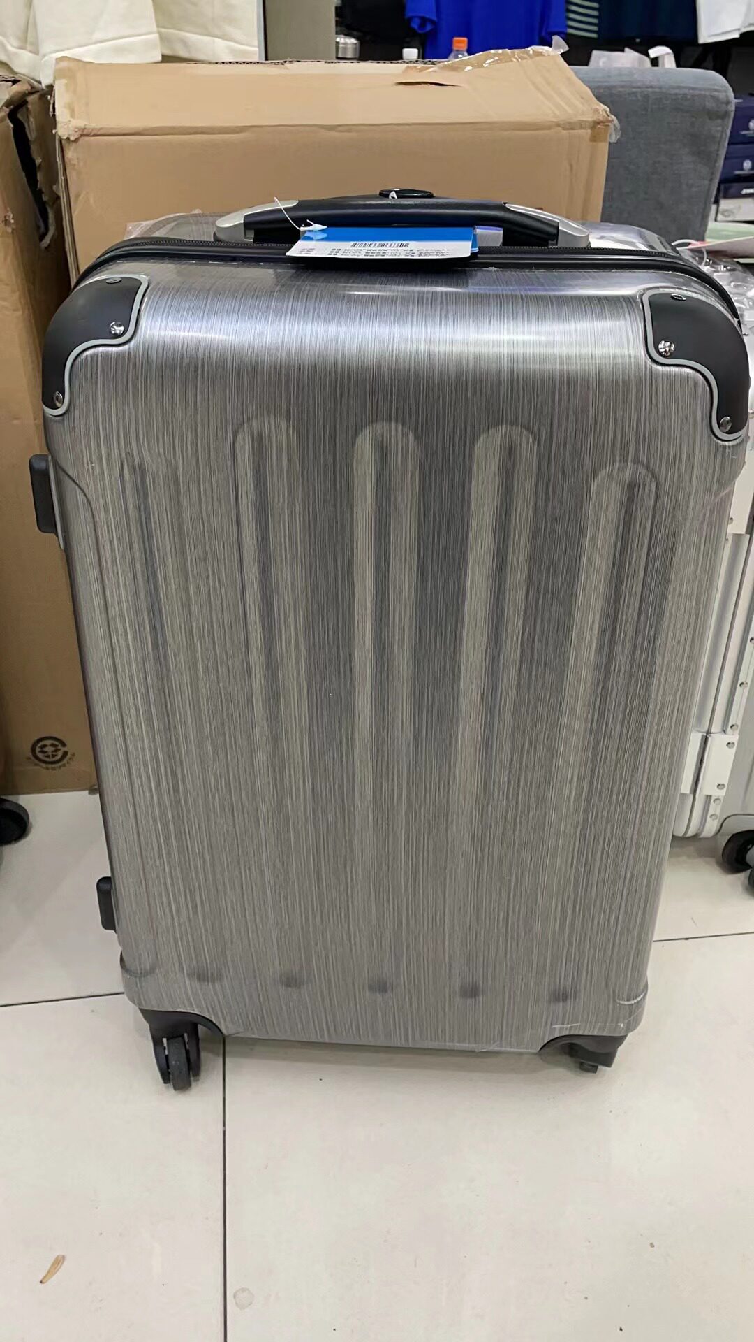 原装出口日本拉链拉杆箱，YKK拉链拉头，品质保证，日系风格