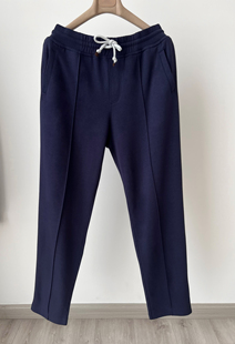 BC 男装意式运动休闲裤 直筒裤型 浅灰色裤绳皮头点缀95%棉5%氨纶