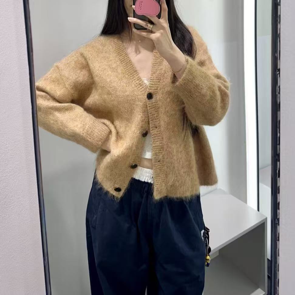 极简通勤cosniu马海毛开衫毛衣