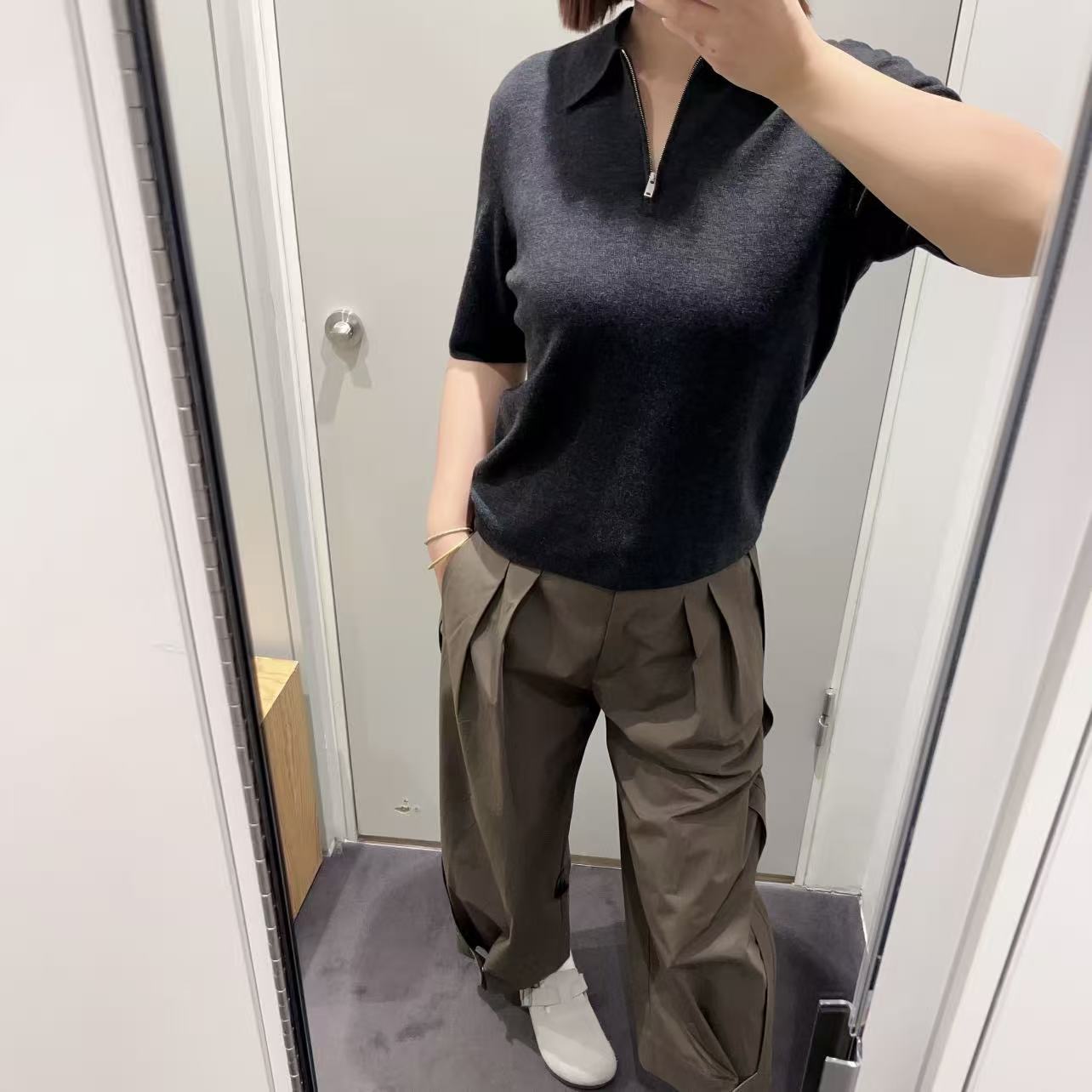 CS女装1352387002标准版型针织短