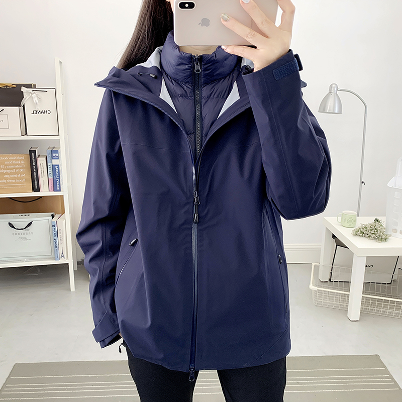 三合一冲锋衣女两件套冬季鹅绒服