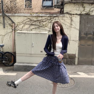 Y26 松弛休闲两穿抹胸褶皱伞裙三件套套装 9937 织开衫 2026春款