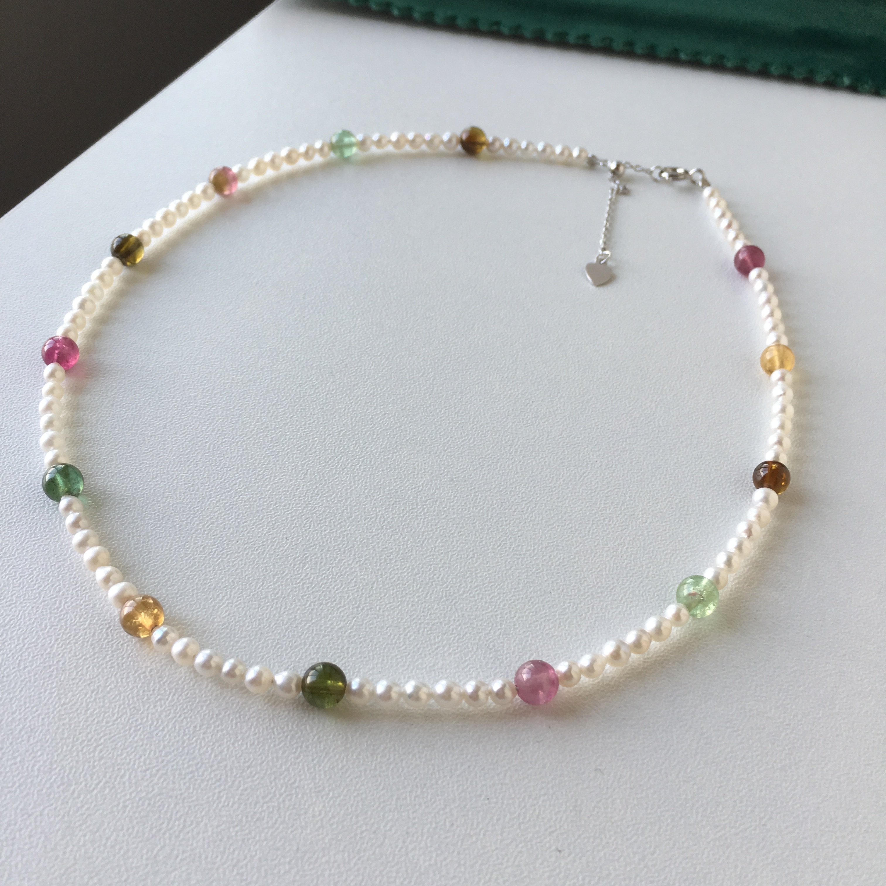 项链女款锁骨链小众设计感彩色碧玺串珠项链甜美混搭颈链天然珍珠