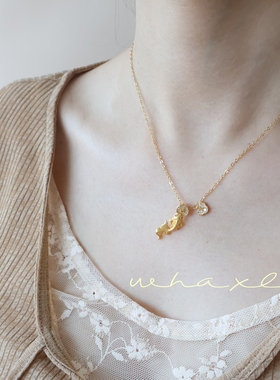 锦鲤 | Whaxle 新中式铜钱锦鲤吊坠拉丝工艺复古高级项链锁骨链