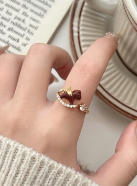 马年有福~本命年红色小马戒指女款2026秋冬新款轻奢高级感食指戒